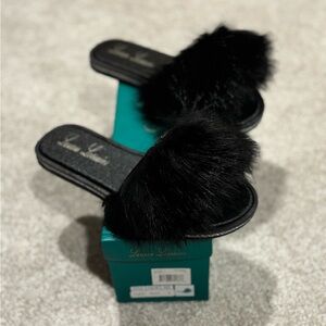 NIB Lauren Lorraine Black Faux Fur Slipper/Shoes